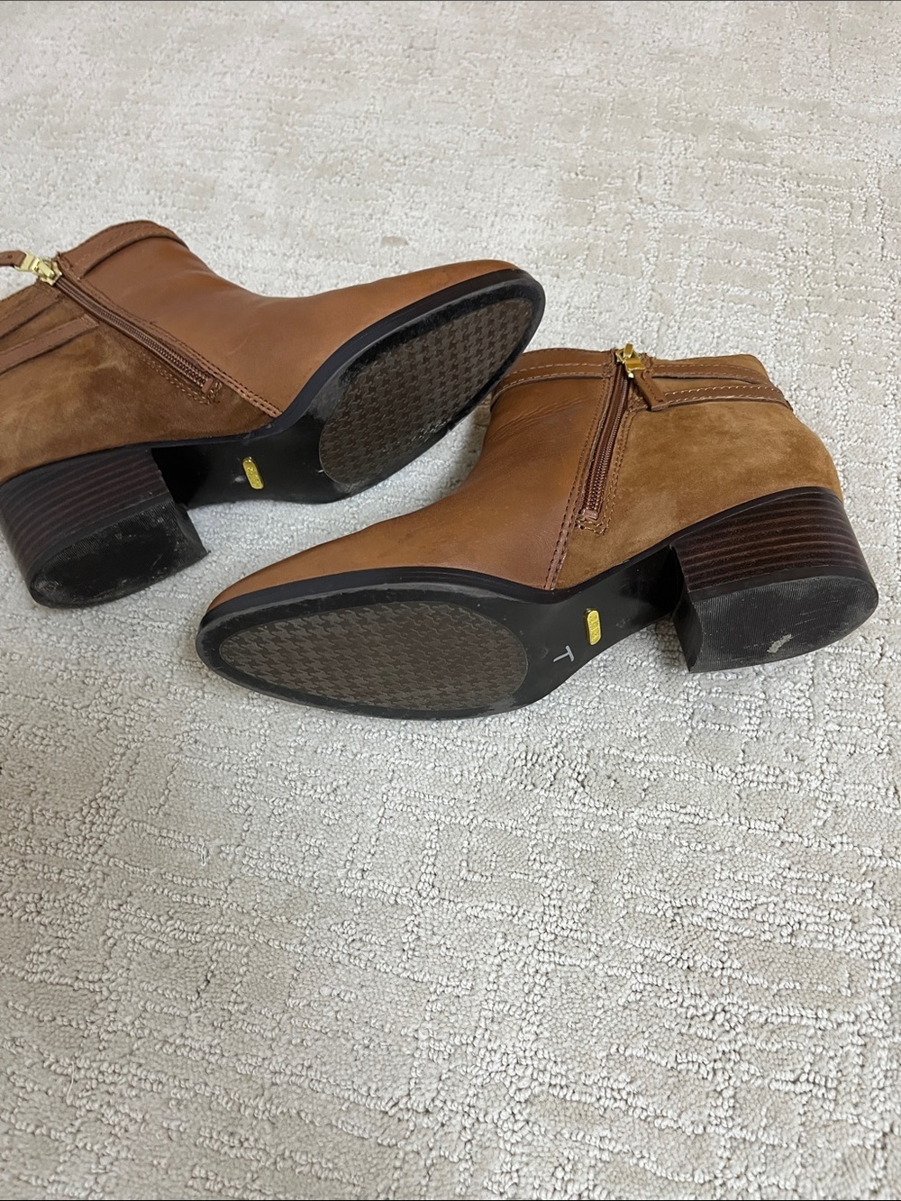 Ralph Lauren Brown Leather Ankle Booties with Side Zipper women’s size 9B - Picture 4 of 5